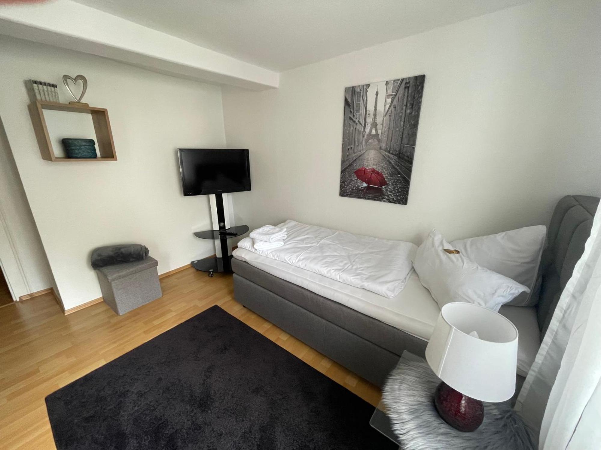 Haus Bella Altendiez Buitenkant foto